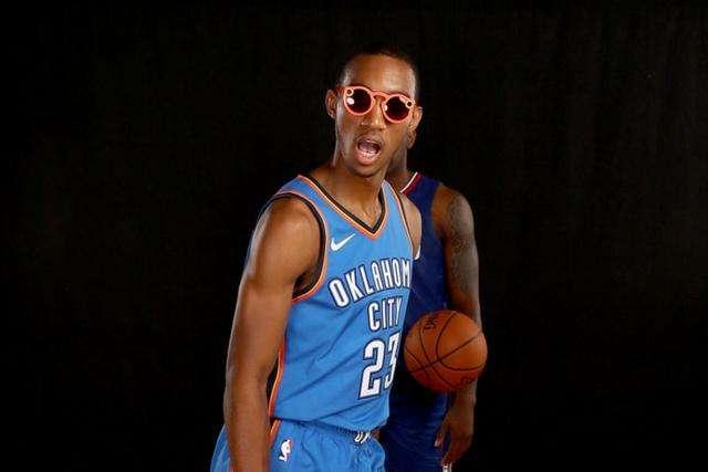 三亚亚沙会开幕在即 主媒体中心迎接媒体记者